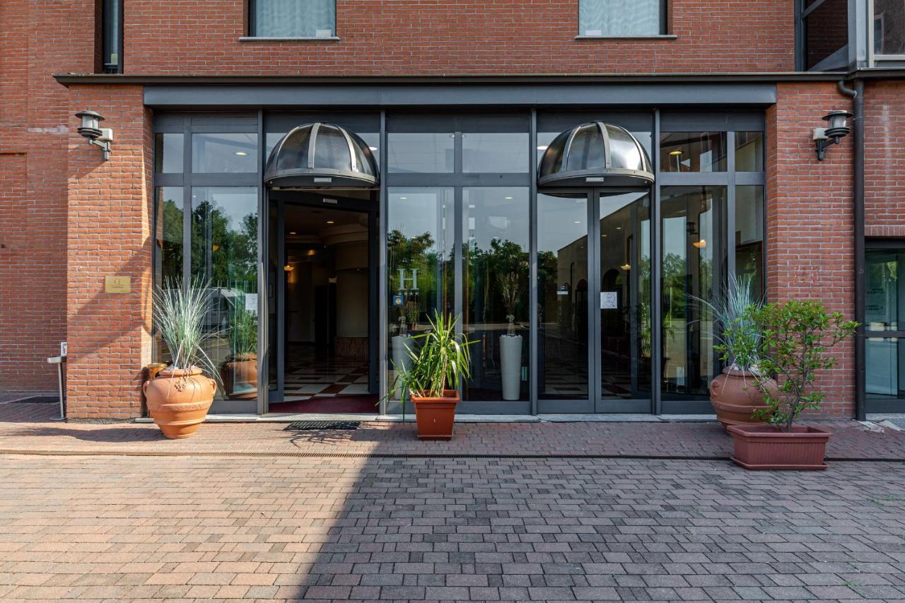Hotel Ristorante Al Mulino By Lvg Hotel Collection Alessandria Exteriör bild