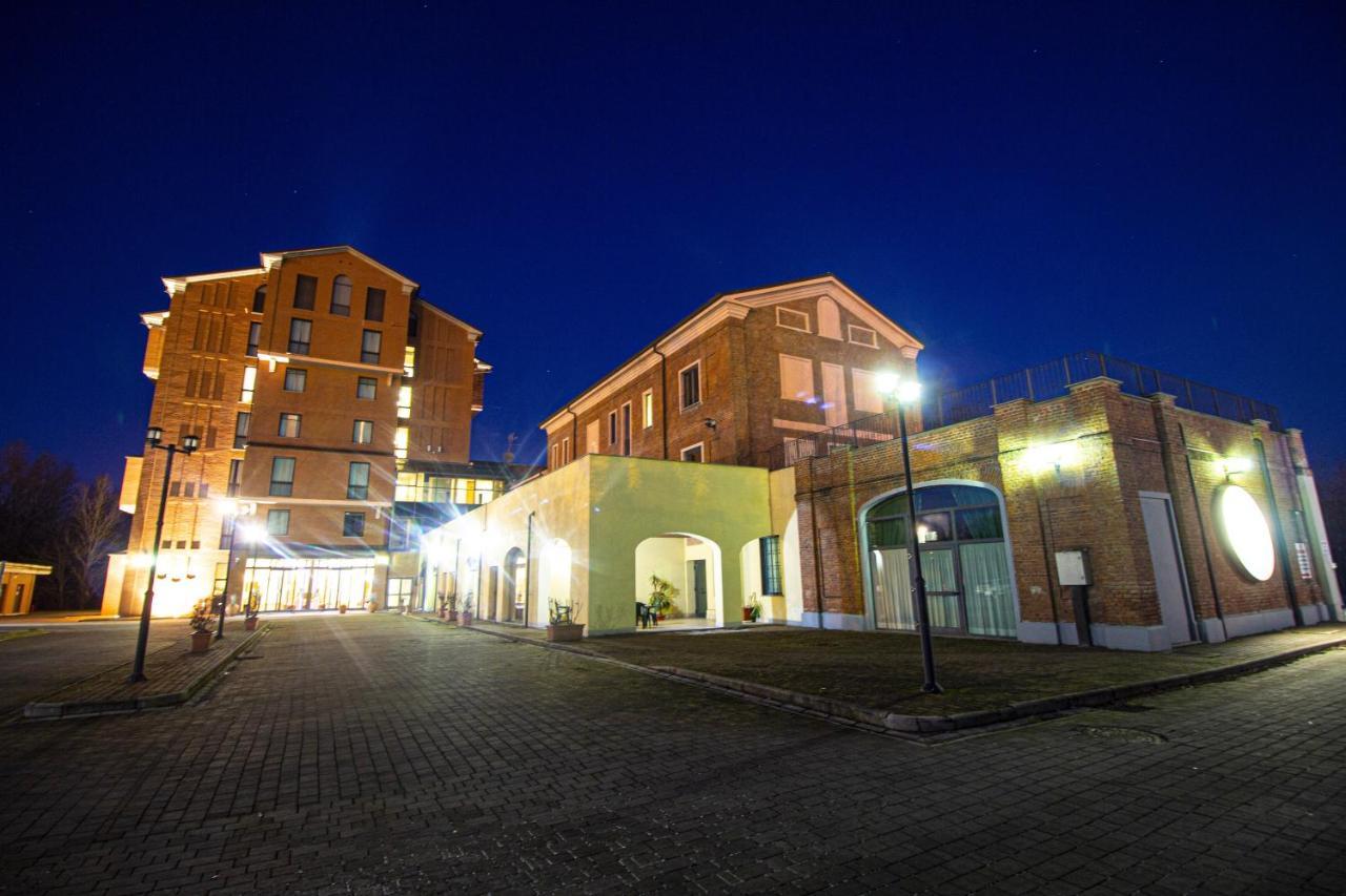 Hotel Ristorante Al Mulino By Lvg Hotel Collection Alessandria Exteriör bild
