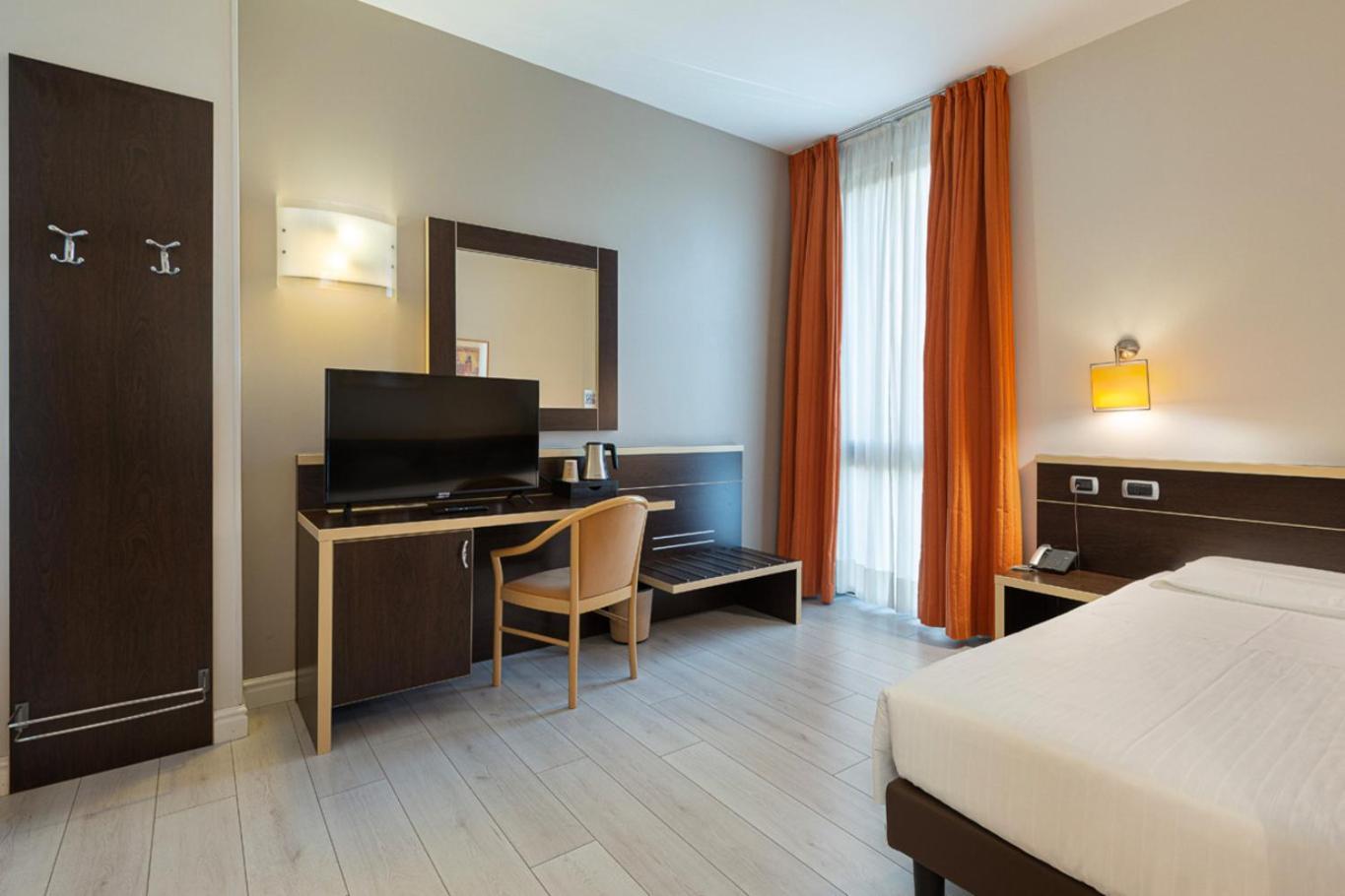 Hotel Ristorante Al Mulino By Lvg Hotel Collection Alessandria Exteriör bild